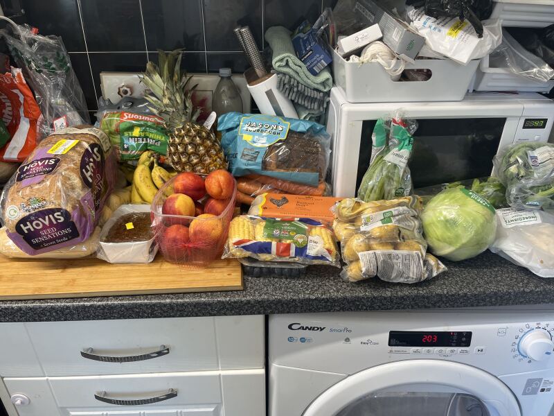 Frugal Autumn/Winter shenanigans ,is it an hour on or an hour back😂 .Halloween trick or treating, spooky silliness, Guy Fawkes fireworks , toffee apples and hot dogs ,lovely wedding plans , cosy Christmas plans and all the rest of it 🎃🍂🔥👰🎄