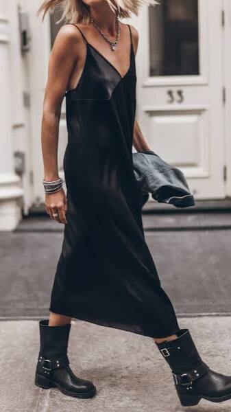What footwear with this dress