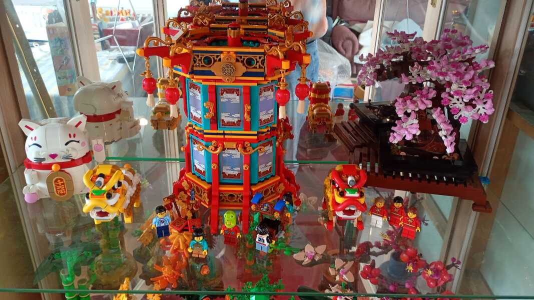 To show me your LEGO collection- Part 2