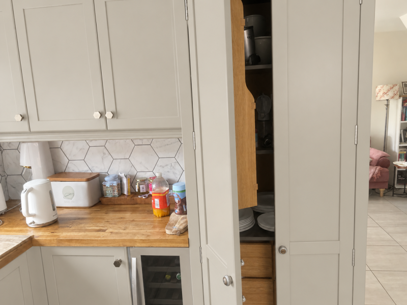 Kitchen cabinet colour - moving from Hague Blue