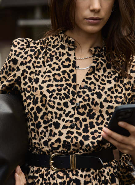What to wear for a theatre charity gala with no dress code