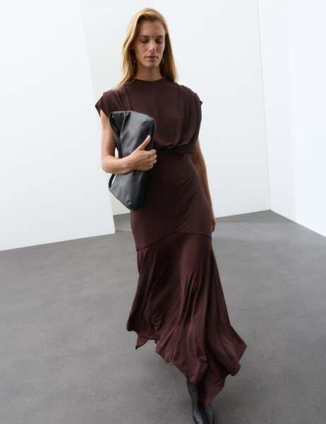 What to wear for a smart lunchtime event at the Royal Automobile Club