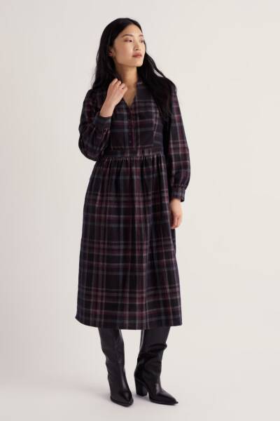 Petite natural fibre dress for everyday Winter wear