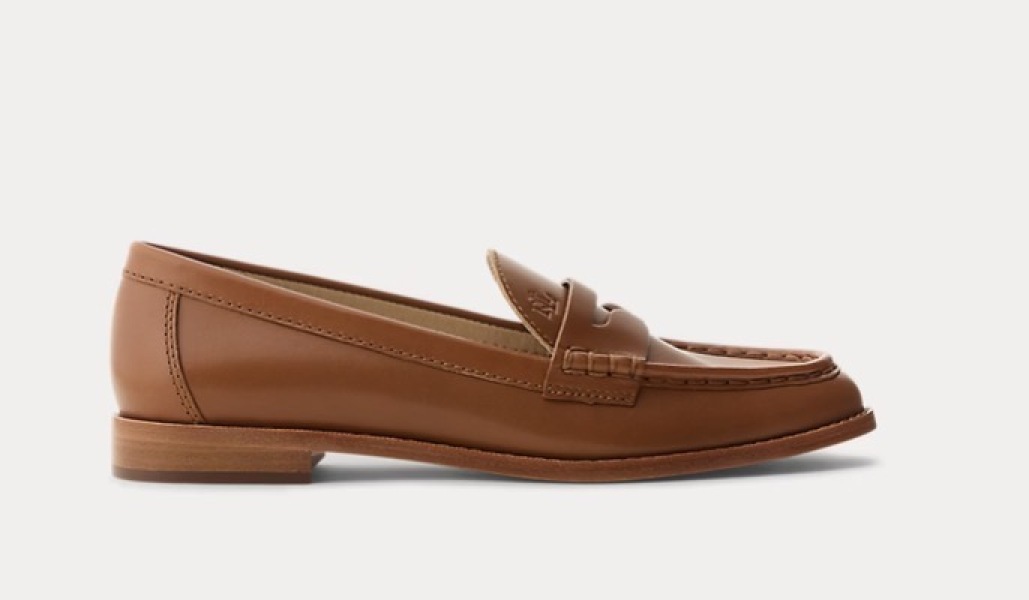 Recommendations for comfortable tan leather loafers for autumn outfits