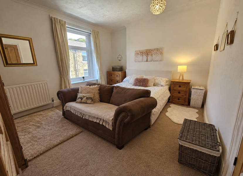 Please critique my house photos for Rightmove?!