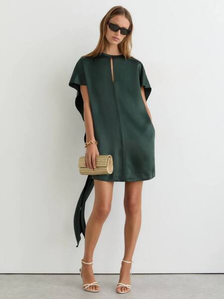 Where all all the knee length dresses?!