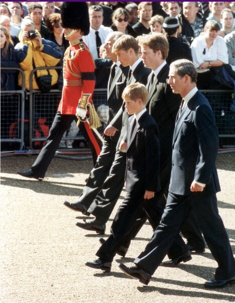 Royal row between King Charles and Earl Spencer 2