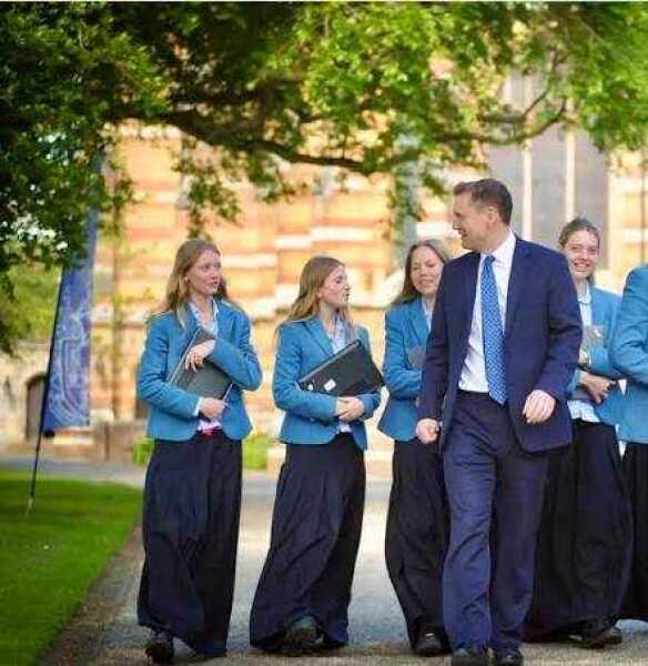 AIBU to think the new sixth form outfit looks like something from "The Handmaid'sTale"