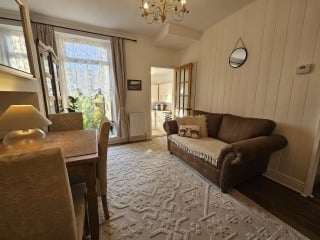 Please critique my house photos for Rightmove?!
