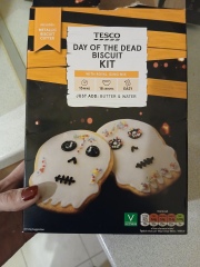 Anyone else bake like a 2 yr old?