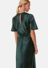What suggestions for styling this dress!