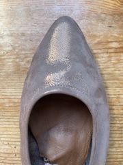 Help me find these Italian flats