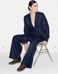 Help me build a casual winter capsule wardrobe!
