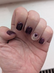 AIBU to not ask the nail technician to redo these nails?