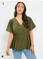 What should I wear to a school TA interview as plus size?