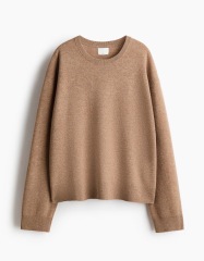 Help me build a casual winter capsule wardrobe!