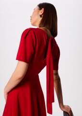 What suggestions for styling this dress!