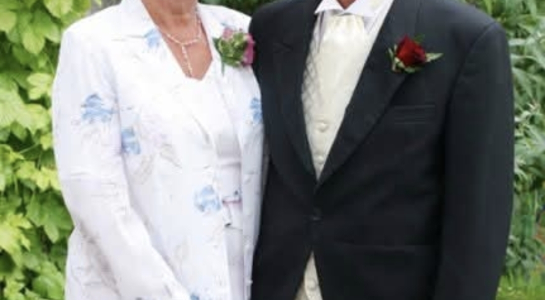 Mother of groom wearing cream?