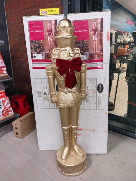 ENORMOUS decorations in the shops! 🔔