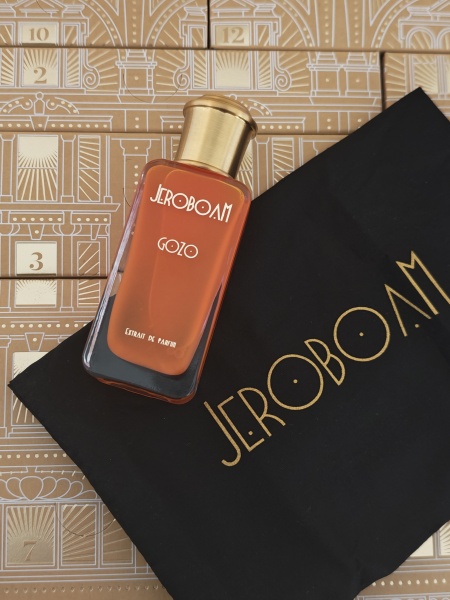 Scent of the day part 10, the friendly perfumistas are spritzing again!