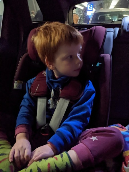 Help me pick a car seat for 3yo, my head is fried!