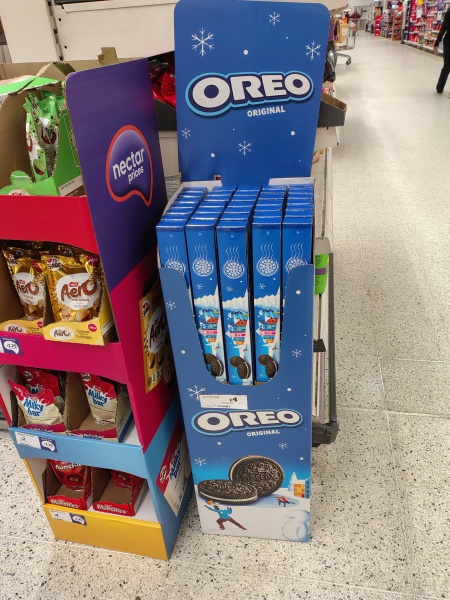 Selection Boxes and Christmas Treats!