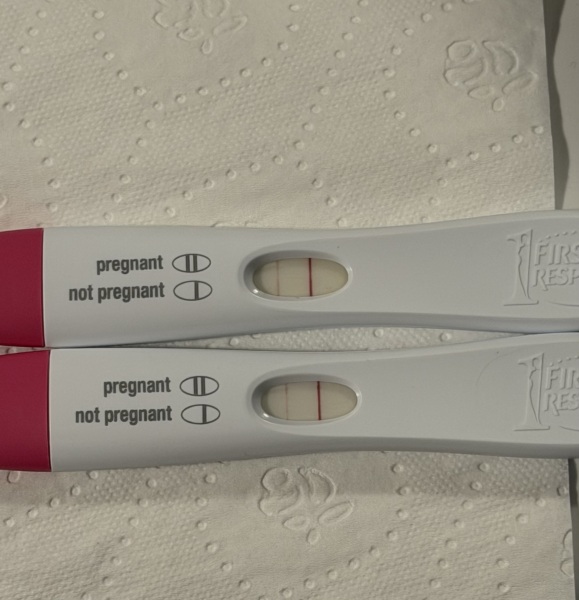 13DPO, pregnant but lighter FRER