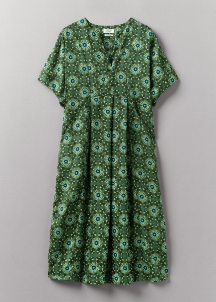 Handsome, hardworking dresses for the cooler weather.