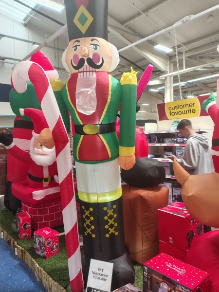 ENORMOUS decorations in the shops! 🔔