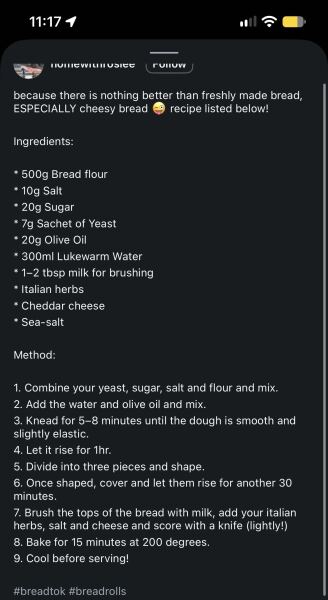 Cheese topped bread rolls?