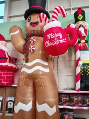 ENORMOUS decorations in the shops! 🔔