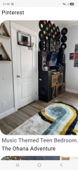 13y boy bedroom - help!